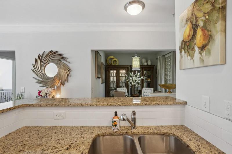 Image for property 10 Perimeter Summit Boulevard 4435, Brookhaven, GA 30319
