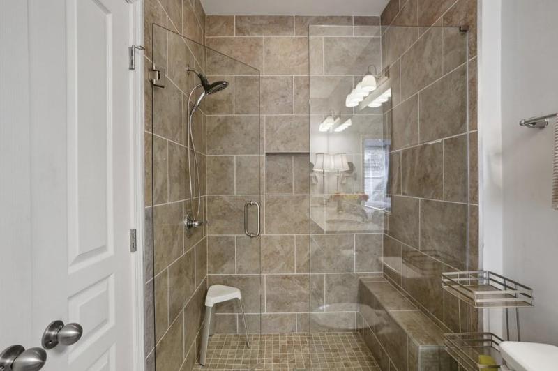 Image for property 10 Perimeter Summit Boulevard 4435, Brookhaven, GA 30319
