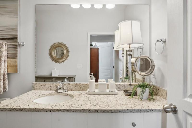 Image for property 10 Perimeter Summit Boulevard 4435, Brookhaven, GA 30319