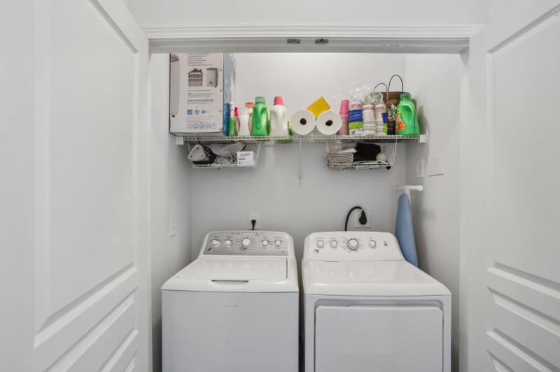 Image for property 10 Perimeter Summit Boulevard 4435, Brookhaven, GA 30319