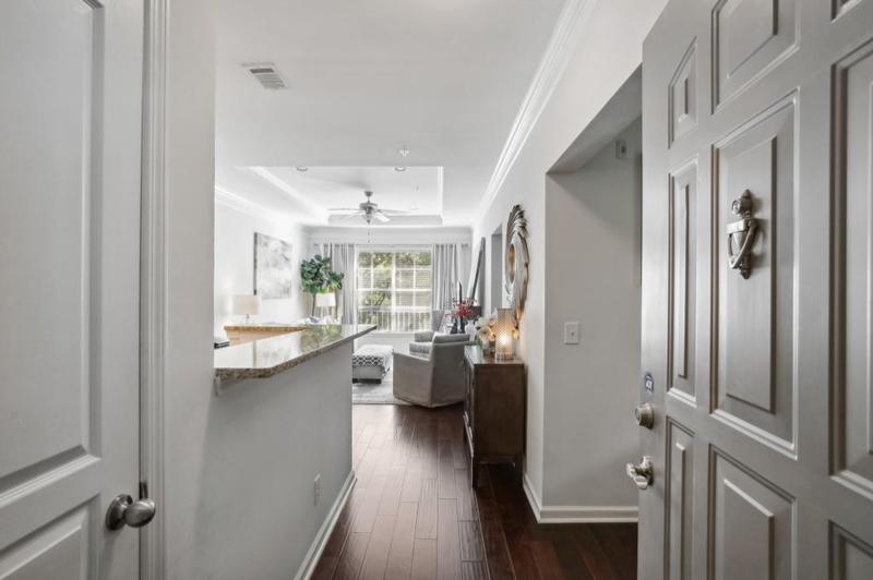 Image for property 10 Perimeter Summit Boulevard 4435, Brookhaven, GA 30319