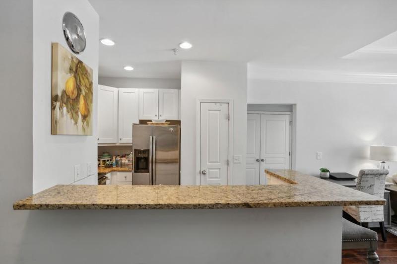 Image for property 10 Perimeter Summit Boulevard 4435, Brookhaven, GA 30319