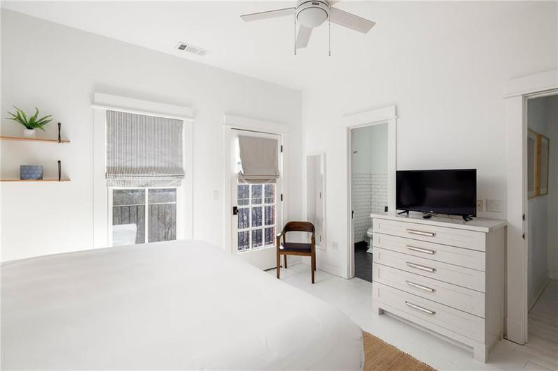 Image for property 9057 Selborne Lane, Chattahoochee Hills, GA 30268