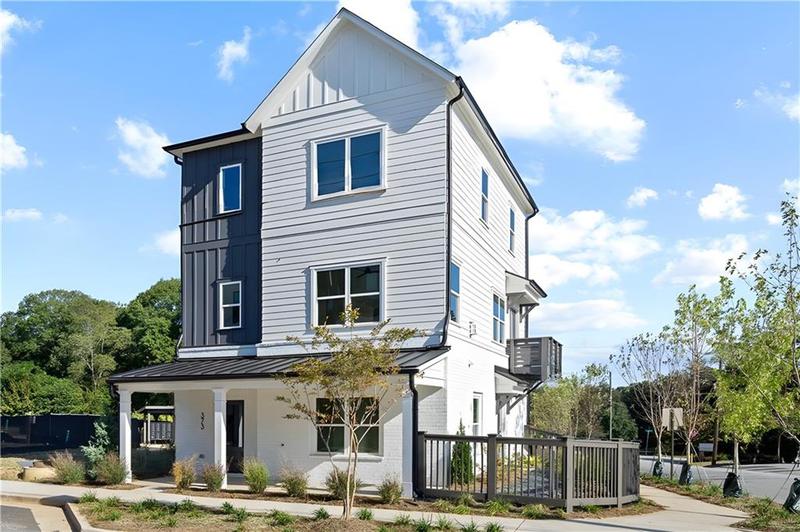 Image for property 373 Kings Landing, Hapeville, GA 30354