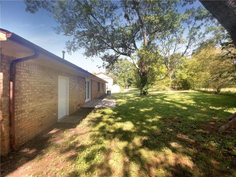 Image for property 4128 Snapfinger Way, Decatur, GA 30035