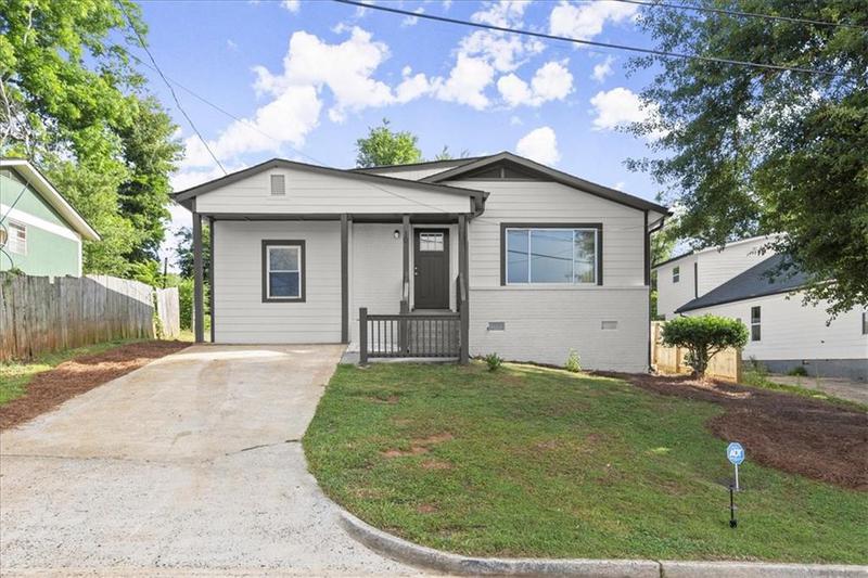 Image for property 10 Burch Avenue, Newnan, GA 30263