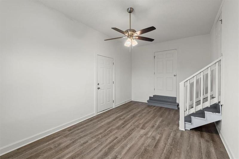 Image for property 10 Burch Avenue, Newnan, GA 30263
