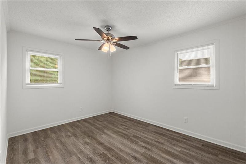 Image for property 10 Burch Avenue, Newnan, GA 30263