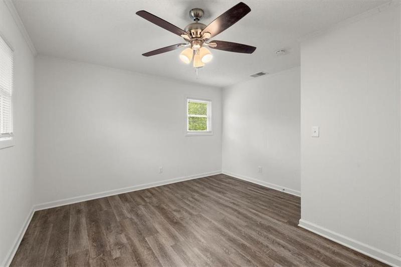 Image for property 10 Burch Avenue, Newnan, GA 30263