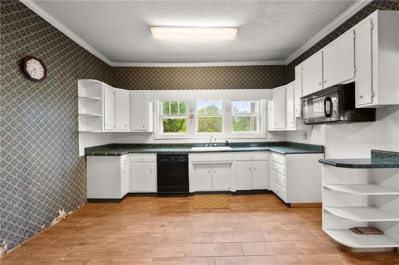 Image for property 4955 Flat Creek Road, Oakwood, GA 30566