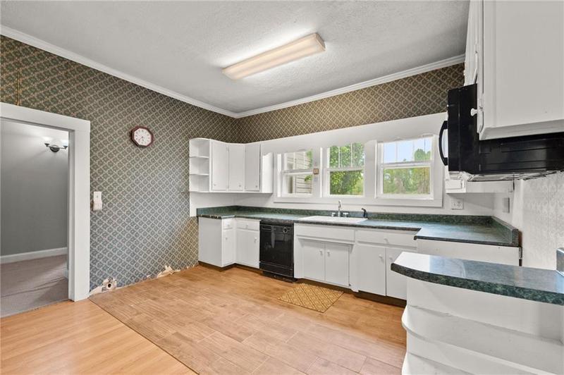 Image for property 4955 Flat Creek Road, Oakwood, GA 30566
