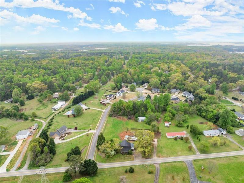 Image for property 4955 Flat Creek Road, Oakwood, GA 30566