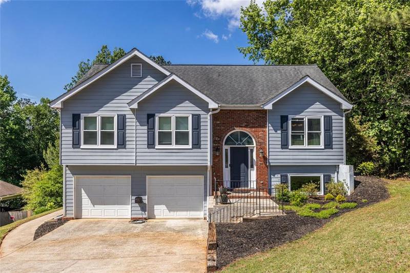 Image for property 1215 SMOKE HILL Lane, Hoschton, GA 30548