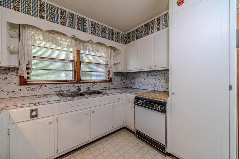 Image for property 1645 Highpoint Road, Snellville, GA 30078