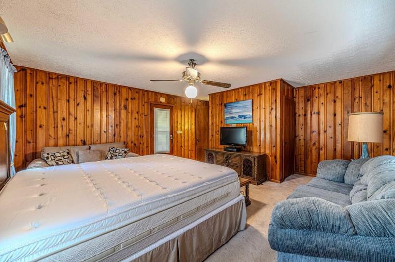 Image for property 1645 Highpoint Road, Snellville, GA 30078