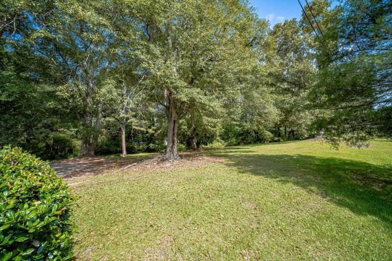 Image for property 1645 Highpoint Road, Snellville, GA 30078
