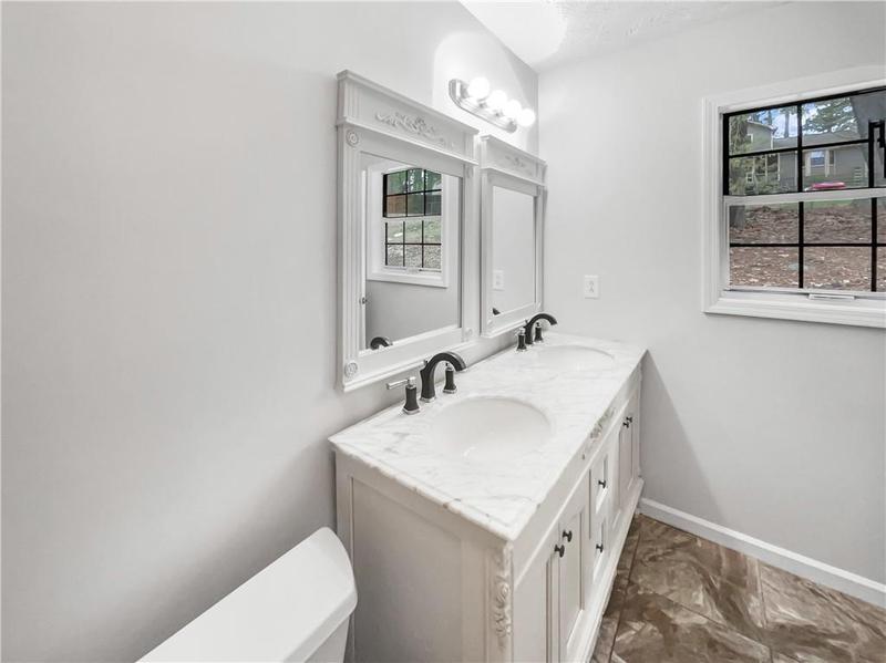 Image for property 2713 Laurel View Drive, Snellville, GA 30039