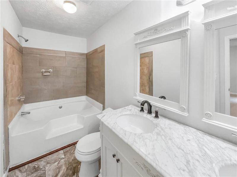 Image for property 2713 Laurel View Drive, Snellville, GA 30039