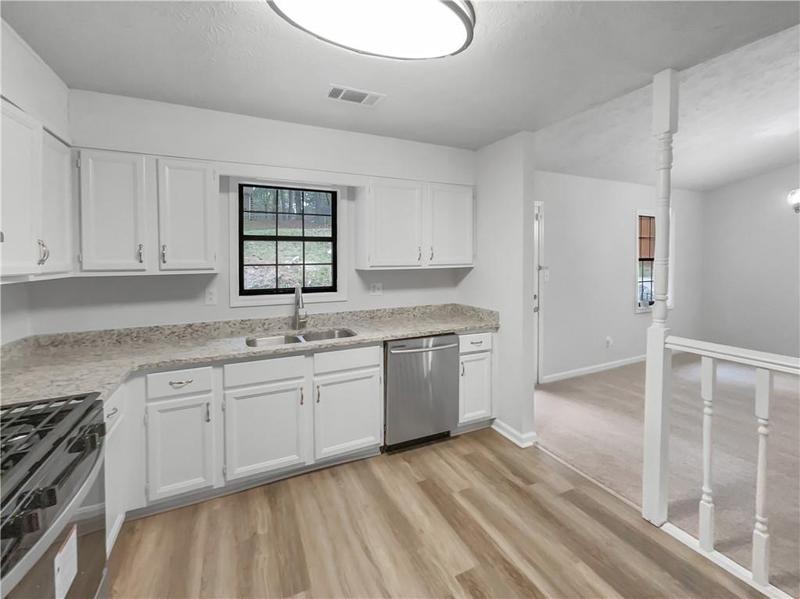 Image for property 2713 Laurel View Drive, Snellville, GA 30039