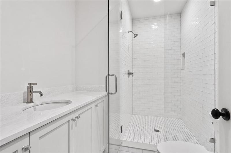 Image for property 90 Sheridan Drive, Atlanta, GA 30305