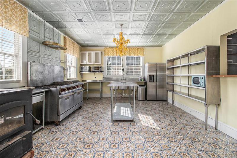 Image for property 1208 Broad Street, Rome, GA 30161