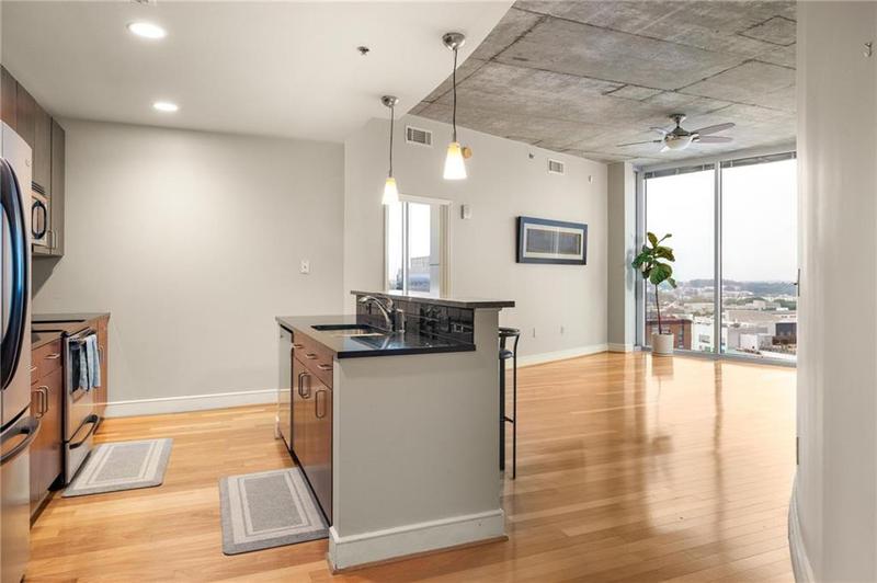 Image for property 44 Peachtree Place 1824, Atlanta, GA 30309