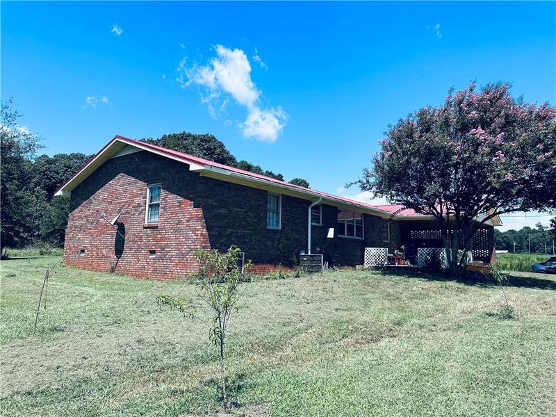 Image for property 4308 Athens Road, Carnesville, GA 30521
