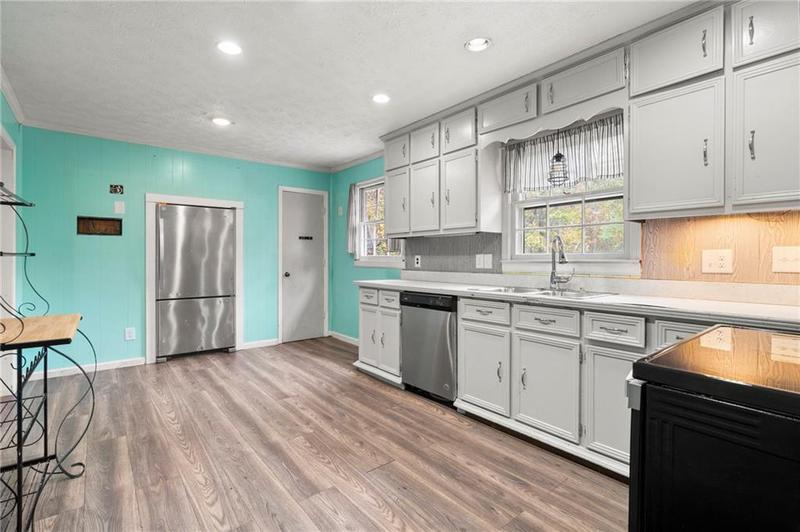 Image for property 6053 Henderson Mountain Road, Jasper, GA 30143