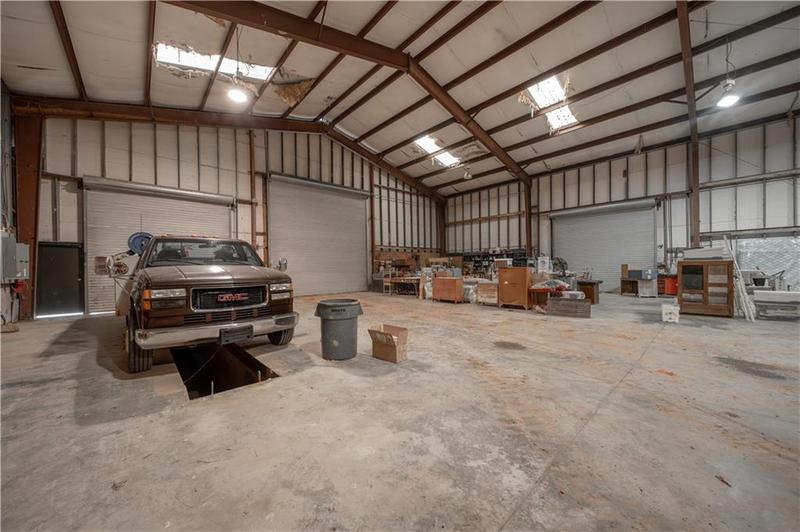Image for property 1955 Alec Mountain Road, Clarkesville, GA 30523