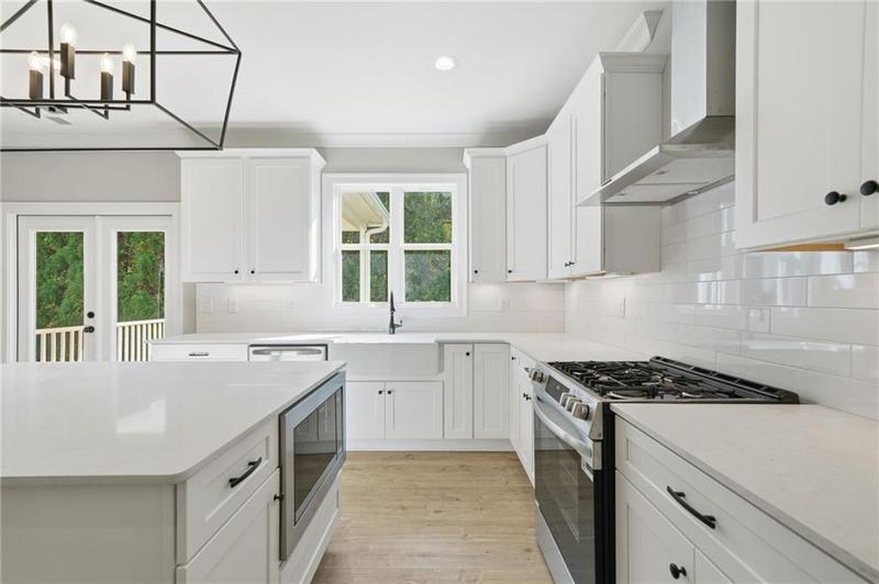 Image for property 105 Bob White Drive, Calhoun, GA 30701