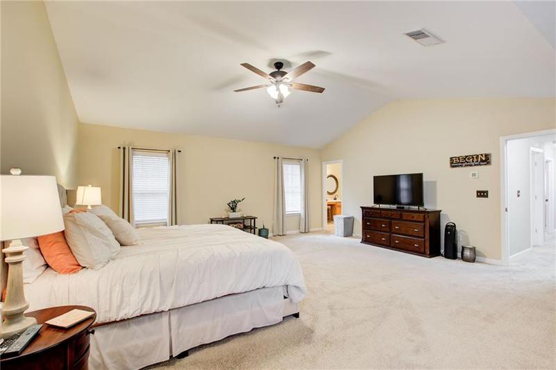 Image for property 3579 Oakshire Way, Atlanta, GA 30354