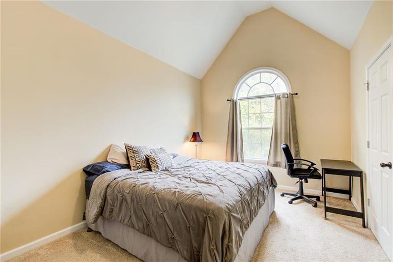 Image for property 3579 Oakshire Way, Atlanta, GA 30354
