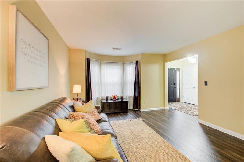 Image for property 3579 Oakshire Way, Atlanta, GA 30354