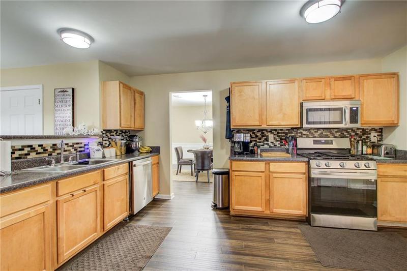 Image for property 3579 Oakshire Way, Atlanta, GA 30354