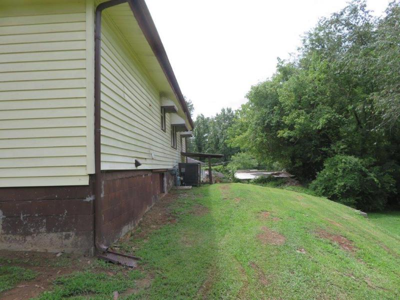 Image for property 1650 Bridgeport Drive, Atlanta, GA 30318