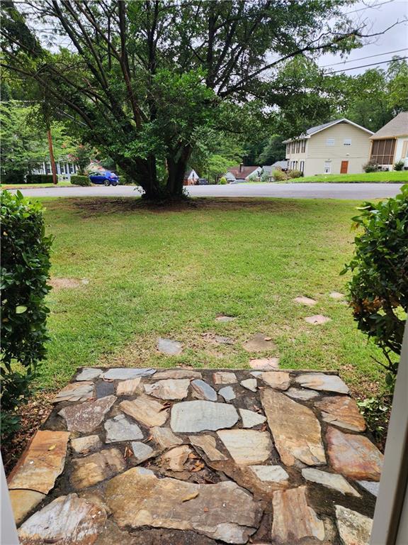 Image for property 713 Campbell Circle, Atlanta, GA 30354