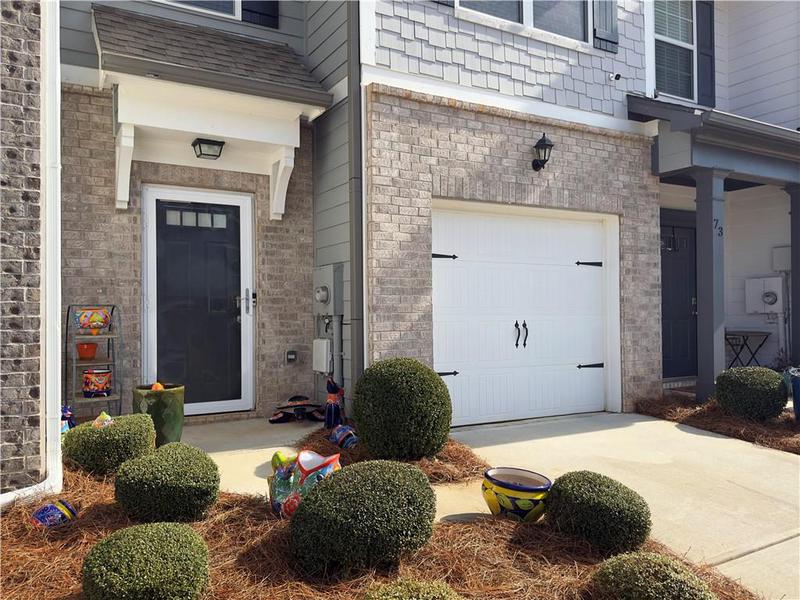 Image for property 75 Chastain Circle, Newnan, GA 30263