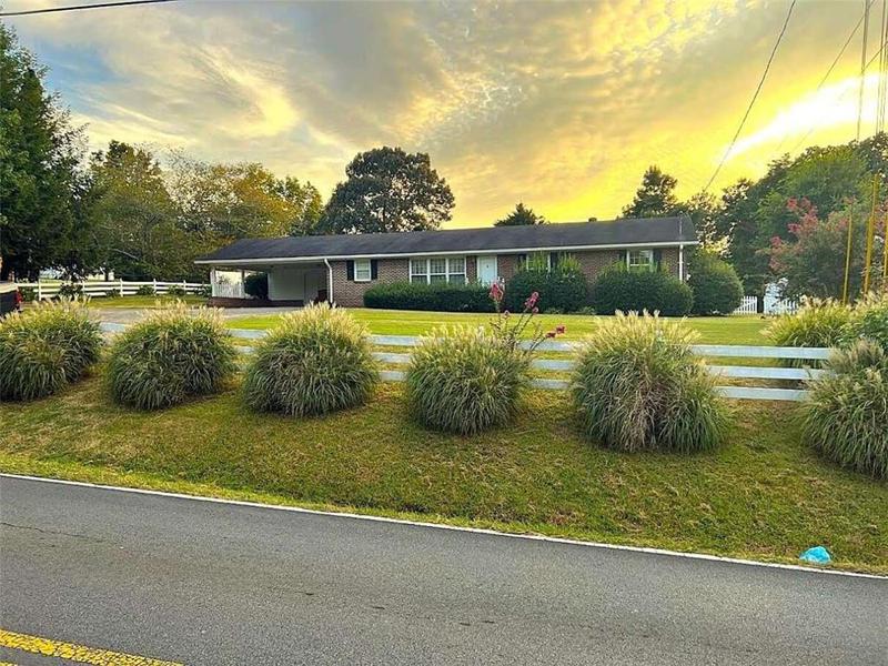 Image for property 1102 Old Rockmart Road SE, Silver Creek, GA 30173