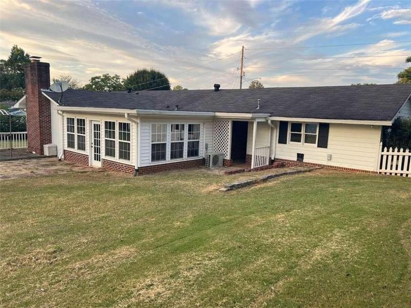 Image for property 1102 Old Rockmart Road SE, Silver Creek, GA 30173