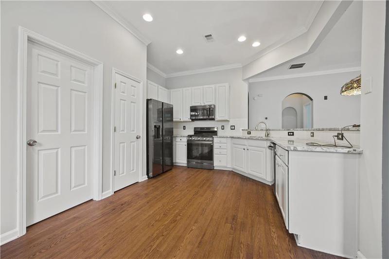 Image for property 6329 Edgewater Cove, Fairburn, GA 30213