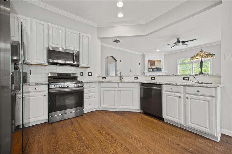 Image for property 6329 Edgewater Cove, Fairburn, GA 30213