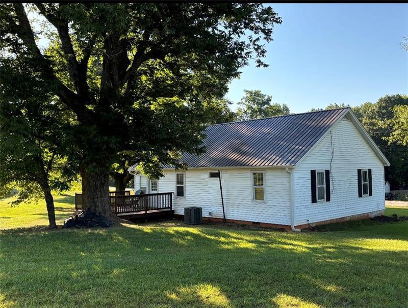 Image for property 1031 Ga Hwy 59, Commerce, GA 30530