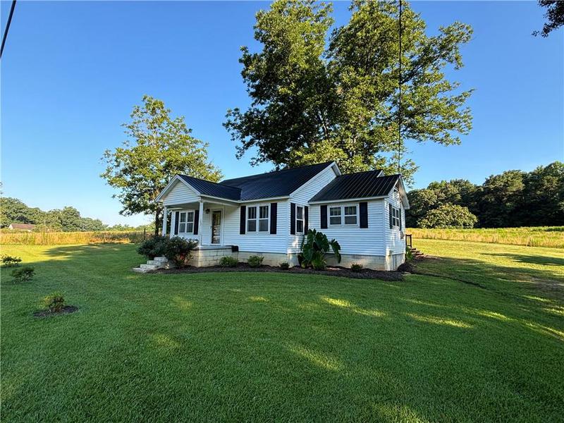 Image for property 1031 Ga Hwy 59, Commerce, GA 30530