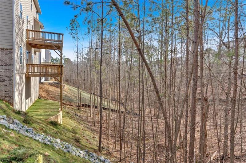 Image for property 28 Lakewood Court, Cartersville, GA 30120