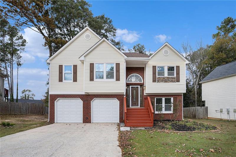 Image for property 4208 Mistymorn Point, Powder Springs, GA 30127