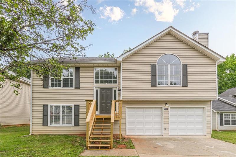 Image for property 3022 Stonebridge Creek Drive, Lithonia, GA 30058