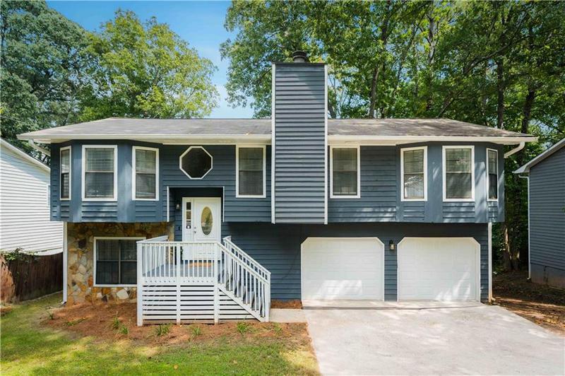 Image for property 709 Pepperwood Trail, Stone Mountain, GA 30087