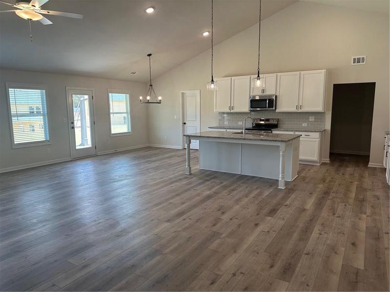 Image for property 27 Longhorn Way, Auburn, GA 30011
