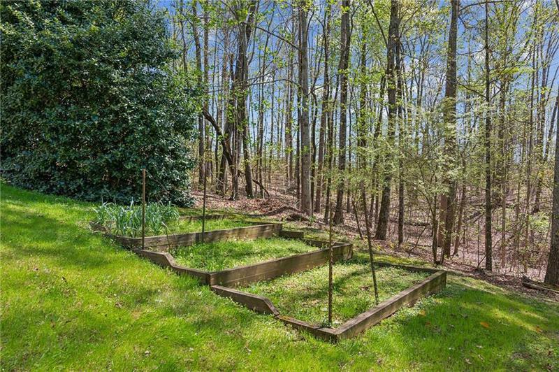 Image for property 974 Cowart Mountain Road, Jasper, GA 30143