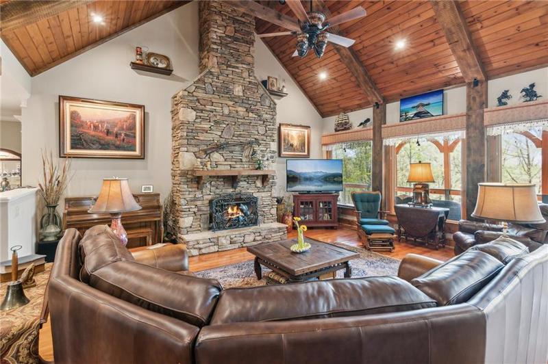 Image for property 974 Cowart Mountain Road, Jasper, GA 30143